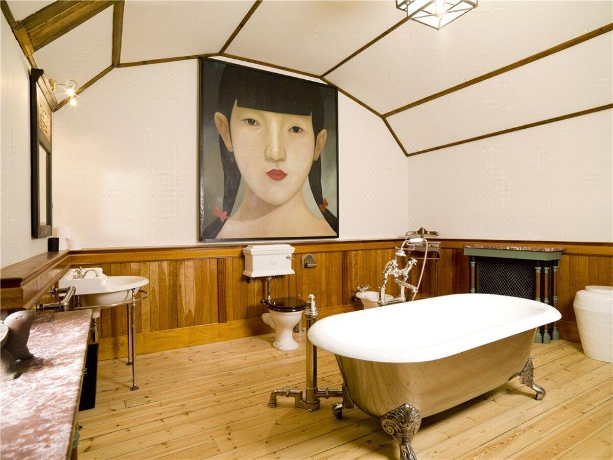 house for sale in Ottery St Mary, Nr Exeter, Devon, EX11 EXE090181