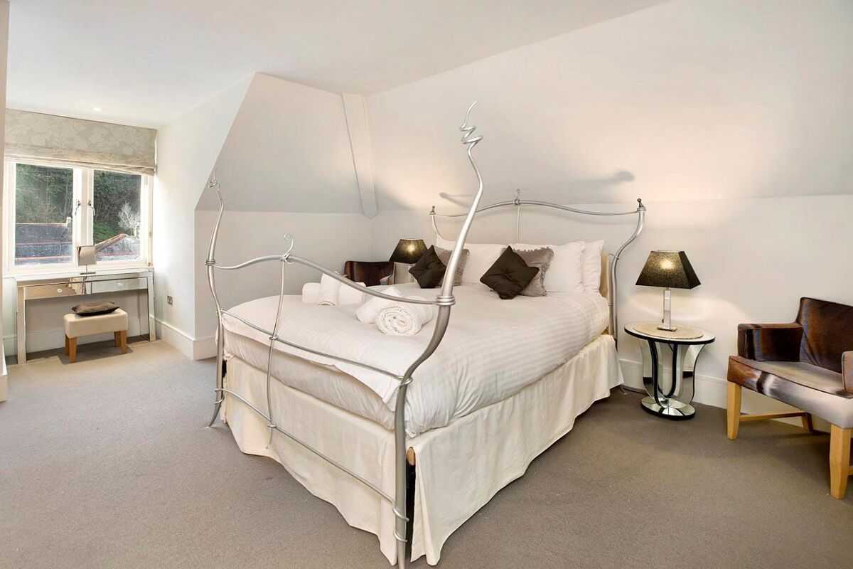 Top floor, one bedroom, frontline, waterfront apartment within The Dart Marina overlooking The