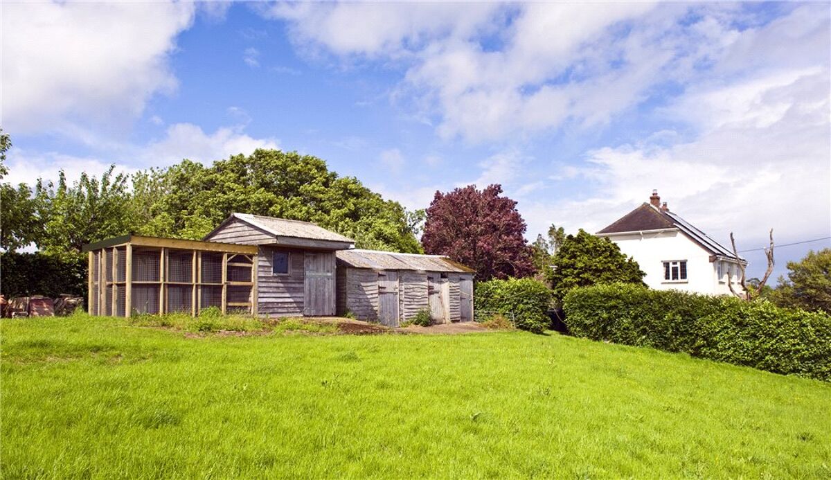 house for sale in Whitestone, Exeter, Devon, EX4 EXE120035 Knight Frank