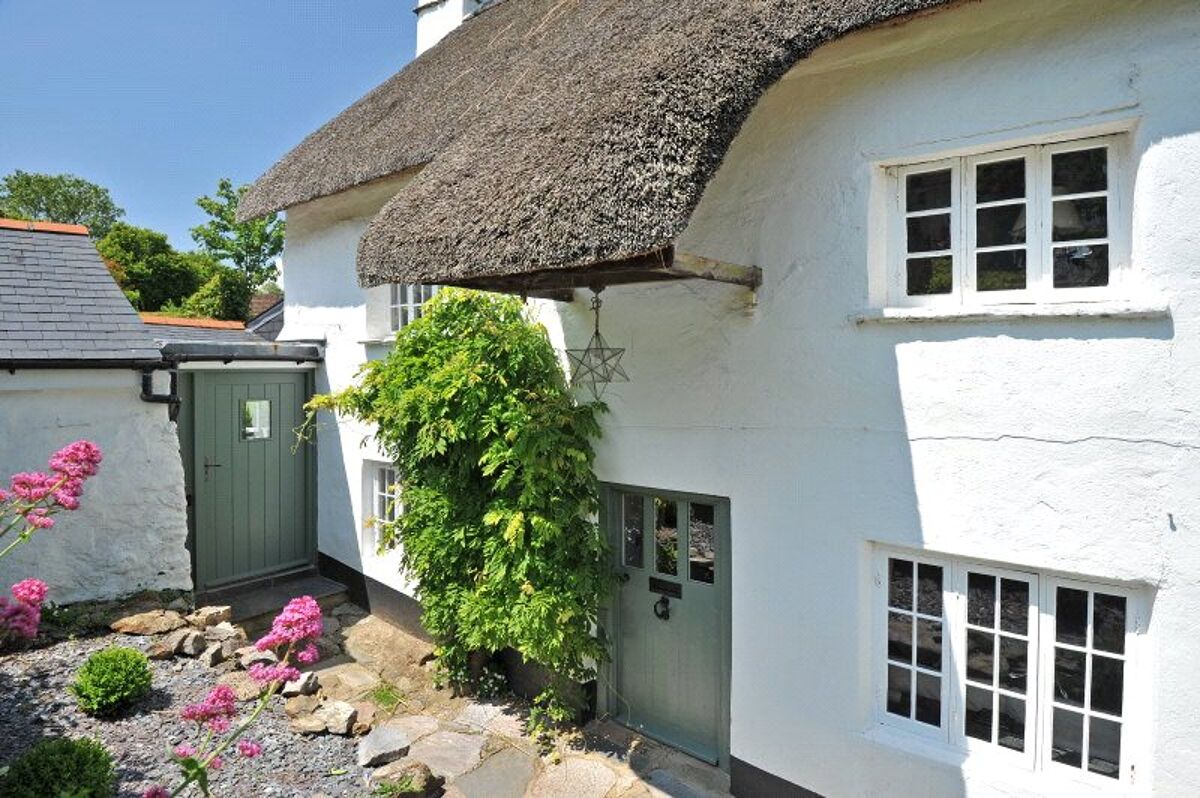 house for sale in Lower Street, Dittisham, Dartmouth, Devon, TQ6 EXE120146 Knight Frank