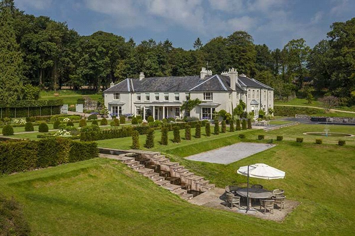 house for sale in Manor, Upton, Taunton, Somerset, TA4