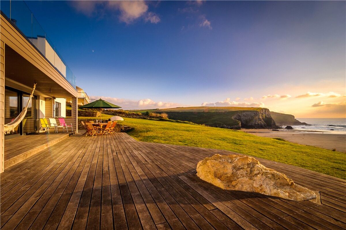 house for sale in Tredragon Road, Mawgan Porth, Newquay, Cornwall, TR8