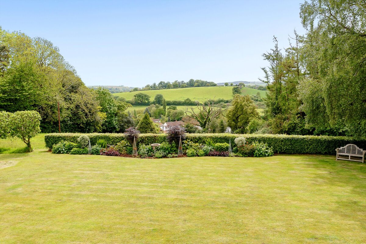 house for sale in Colaton Raleigh, Devon, EX10 EXE130041 Knight Frank