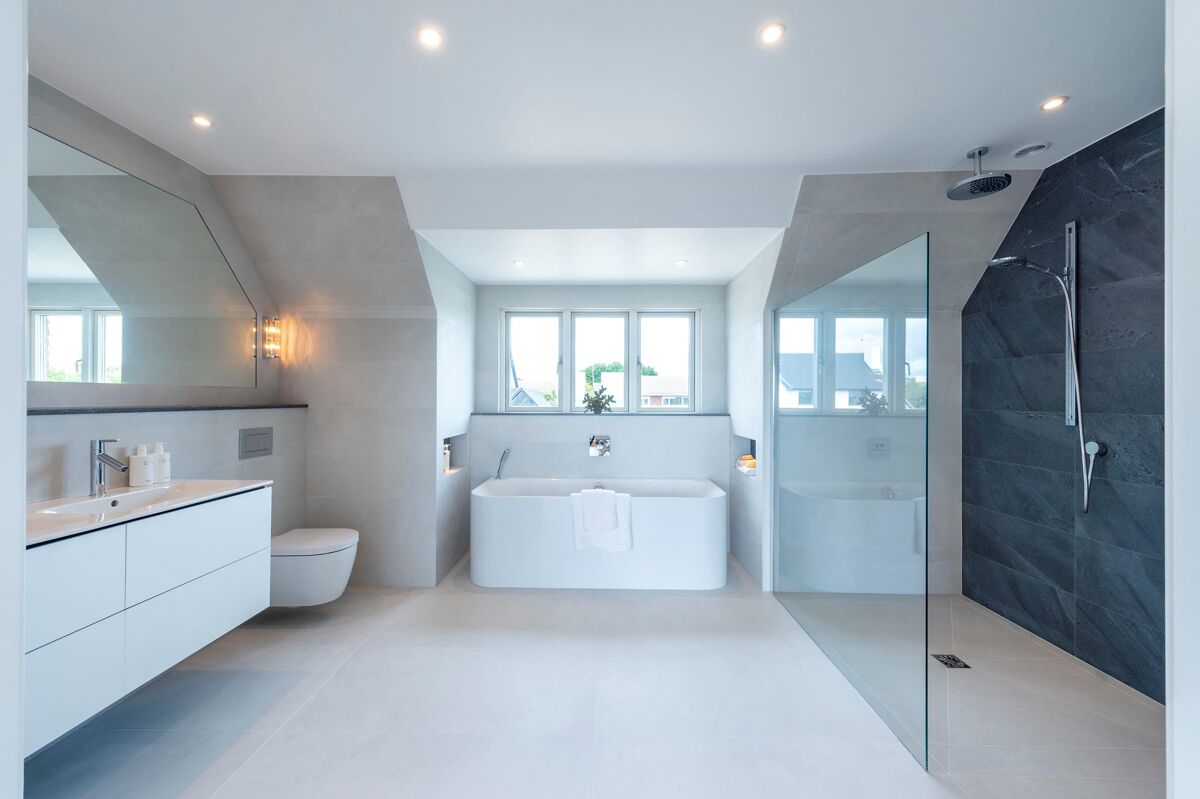 house for sale in Tamarisk Way, East Preston, Littlehampton, West Sussex, BN16 EXE130052