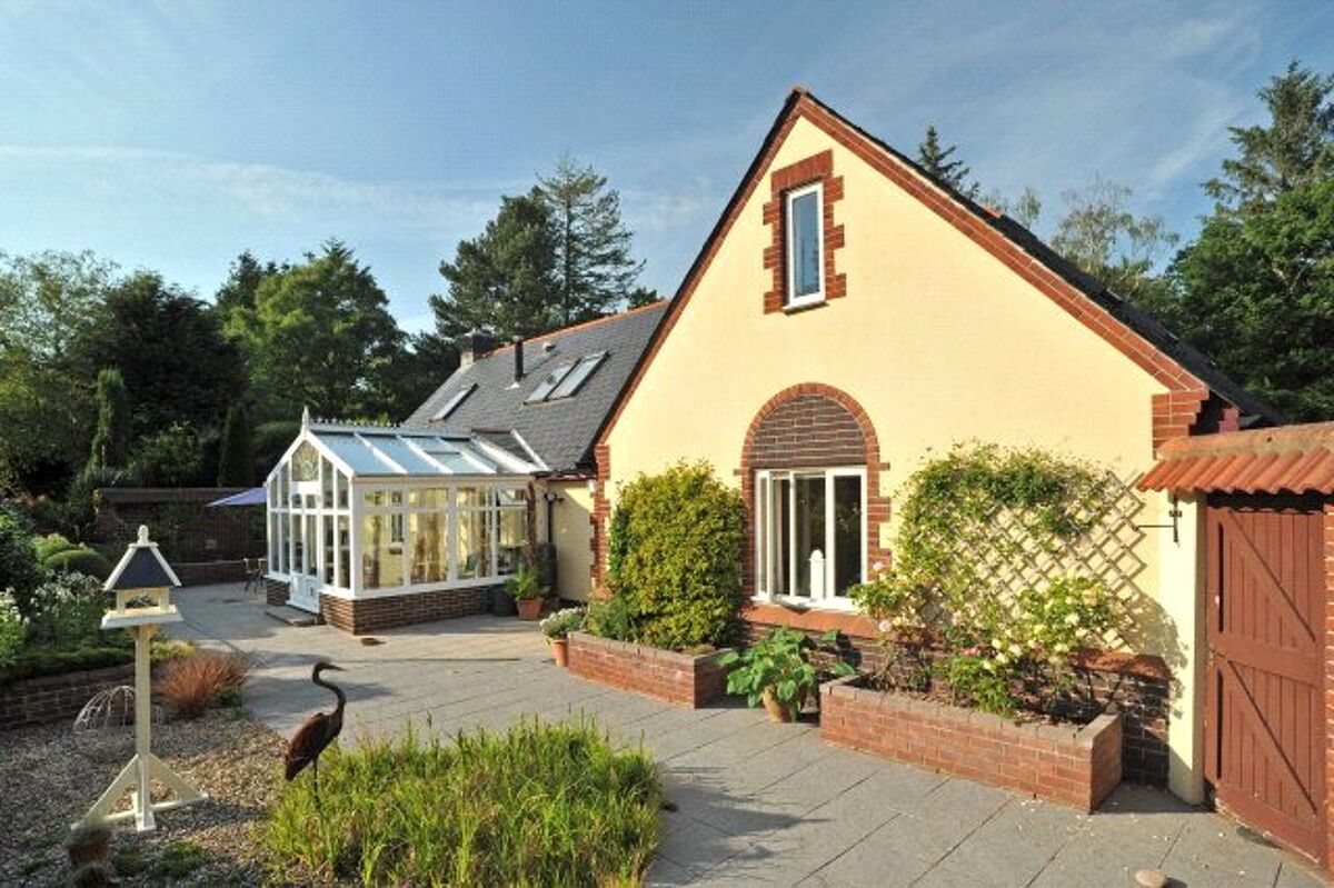 house for sale in Lowerdown, Bovey Tracey, Newton Abbot, Devon, TQ13 EXE130121 Knight Frank