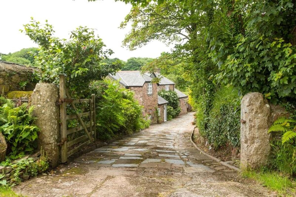 house for sale in Maker, Torpoint, Cornwall, PL10 EXE130173 Knight