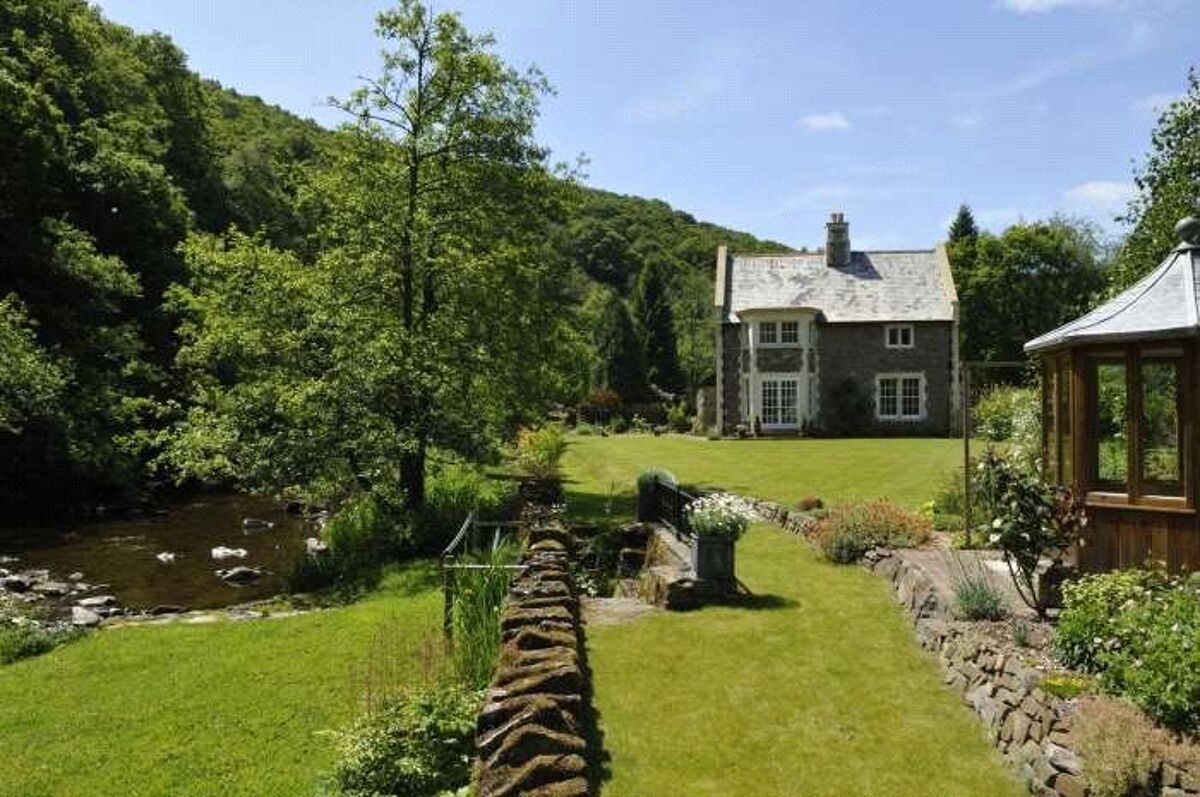 house for sale in Northmoor Road, Dulverton, Somerset, TA22 EXE130189