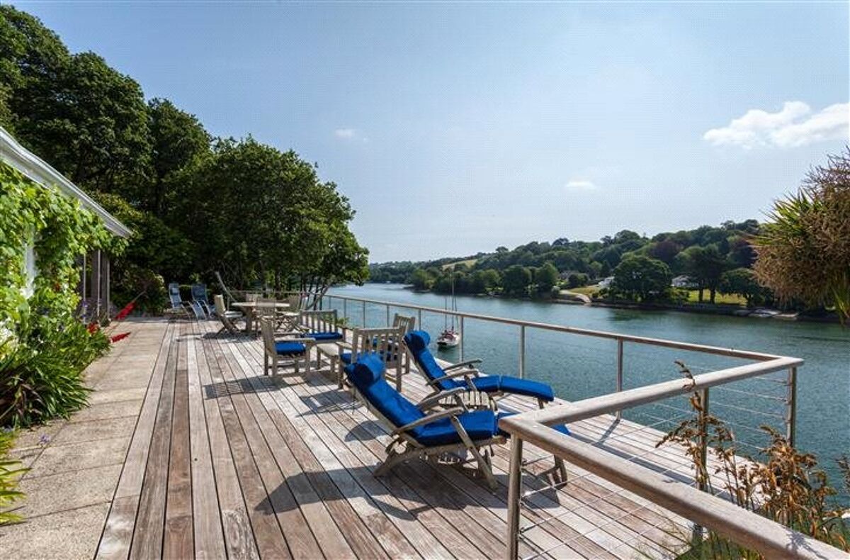 house for sale in Port Navas, Helford River, Falmouth, Cornwall, TR11