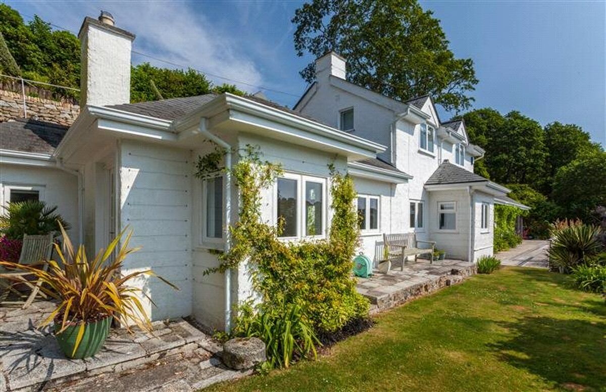 house for sale in Port Navas, Helford River, Falmouth, Cornwall, TR11