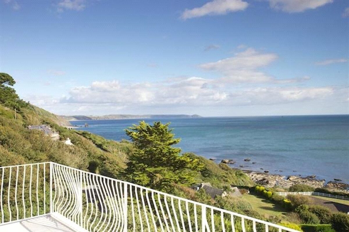 house for sale in Buttlegate, Downderry, Torpoint, Cornwall, PL11