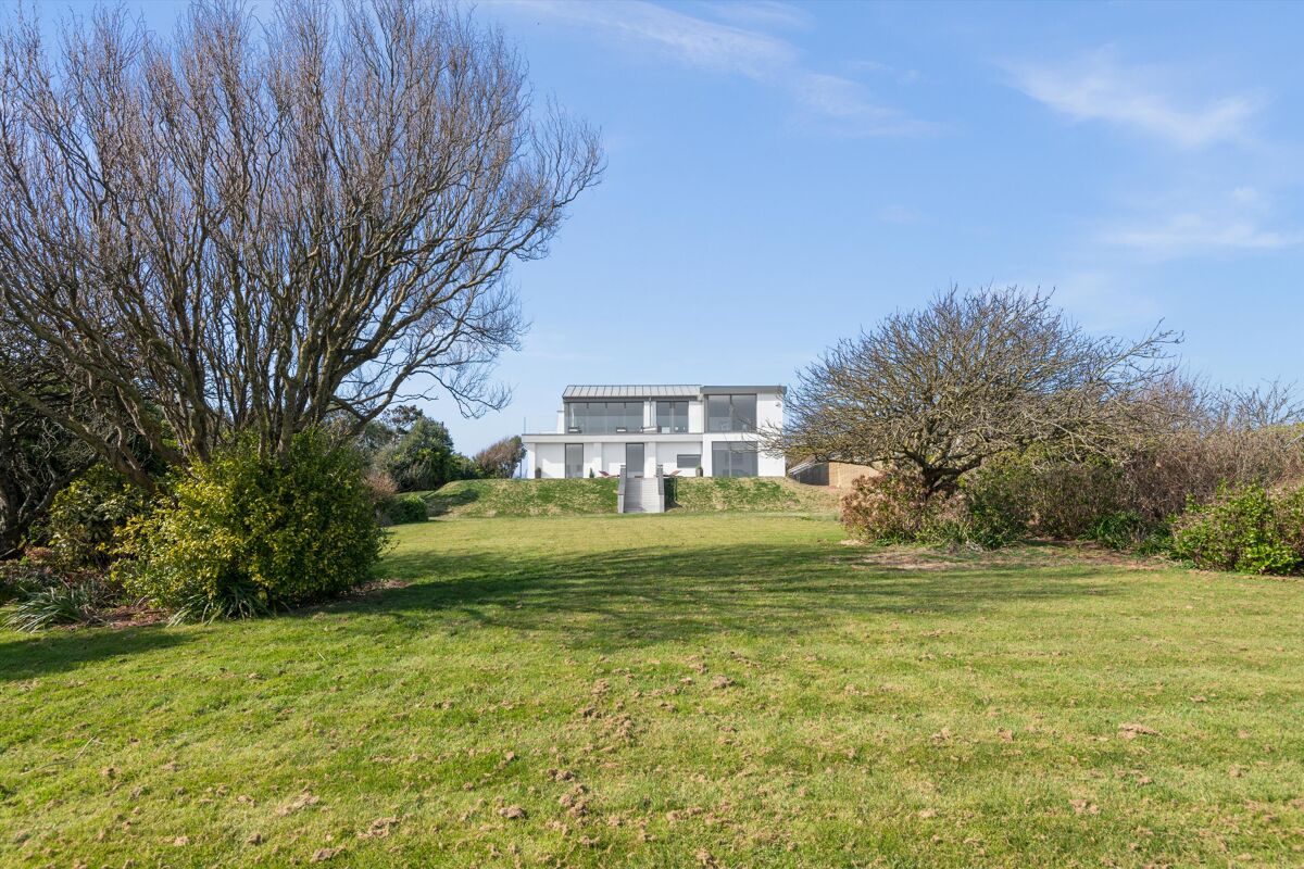 house for sale in Thurlestone, South Milton, Kingsbridge, Devon, TQ7