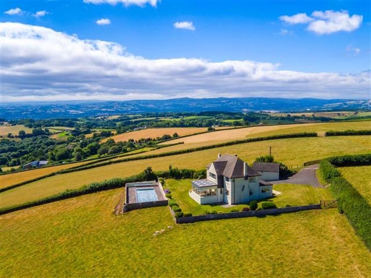 house for sale in Higher Radway Farm, Teignmouth