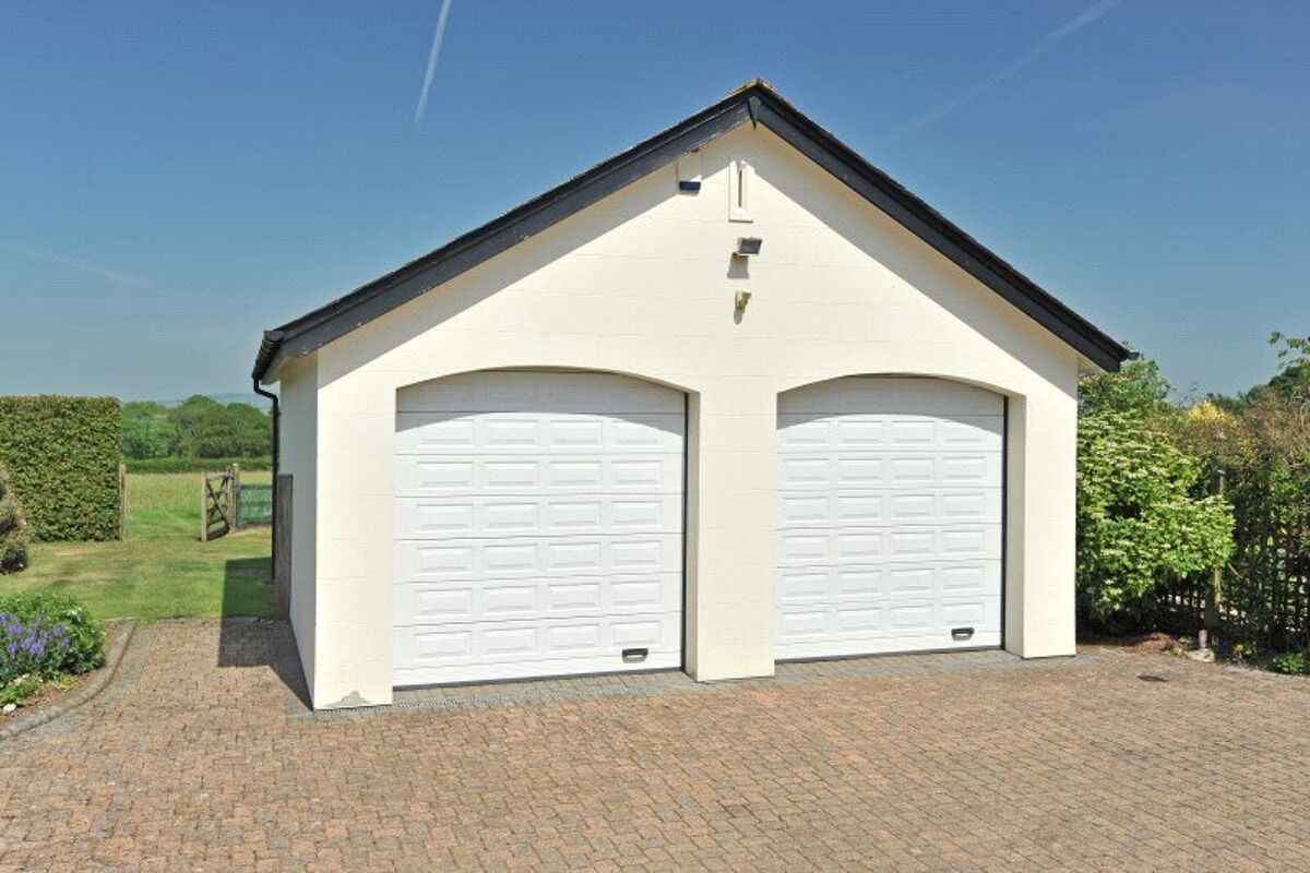 house for sale in Lezant, Launceston, Cornwall, PL15 EXE140233