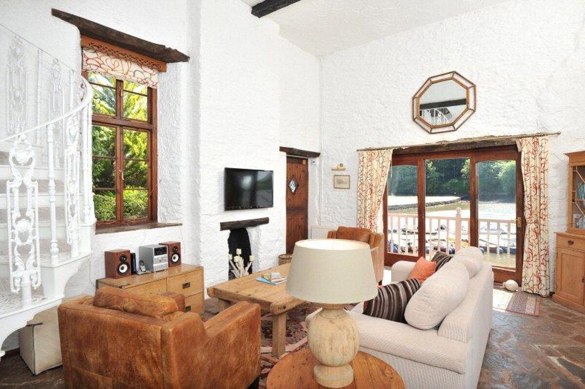 house for sale in Mill Hill, Stoke Gabriel, Totnes, Devon, TQ9 EXE140514 Knight Frank