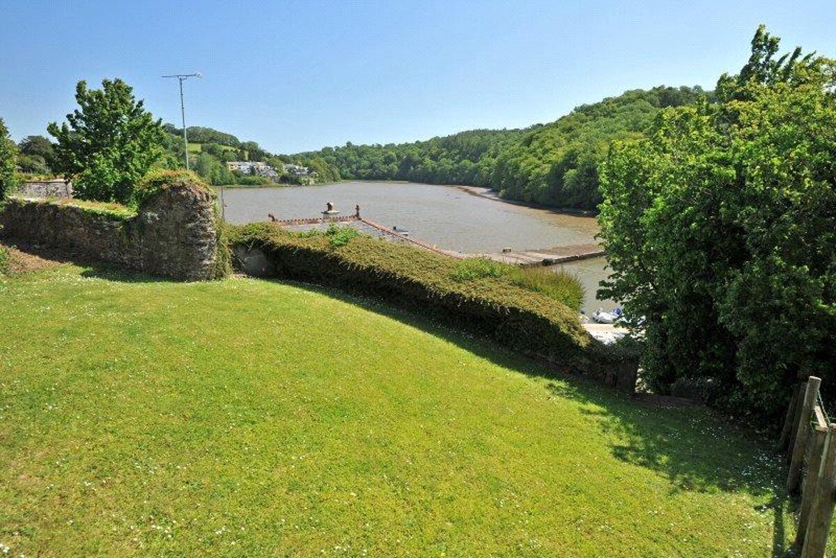 house for sale in Mill Hill, Stoke Gabriel, Totnes, Devon, TQ9