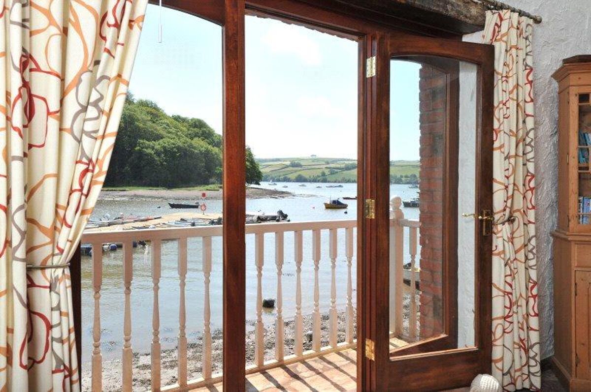 house for sale in Mill Hill, Stoke Gabriel, Totnes, Devon, TQ9 EXE140514 Knight Frank