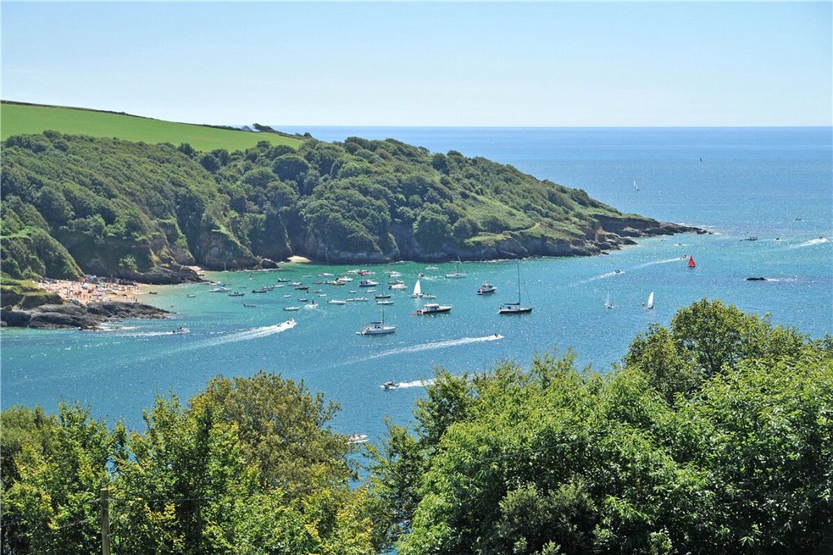 house for sale in Road, Devon, TQ8 EXE150160