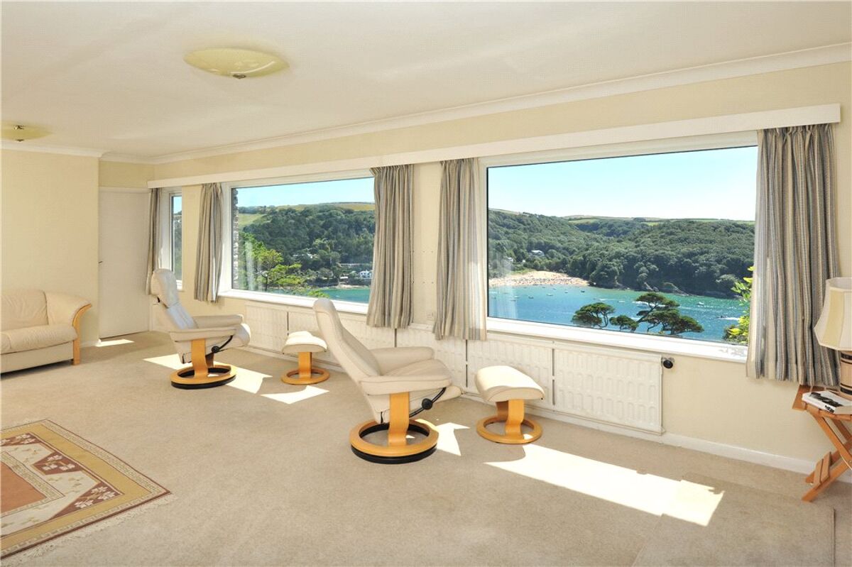 house for sale in Road, Devon, TQ8 EXE150160