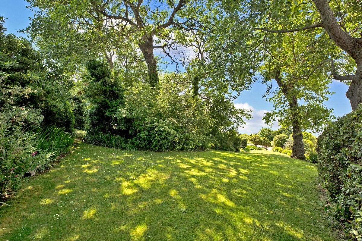 house for sale in Foxholes Hill, Exmouth, Devon, EX8 EXE150264