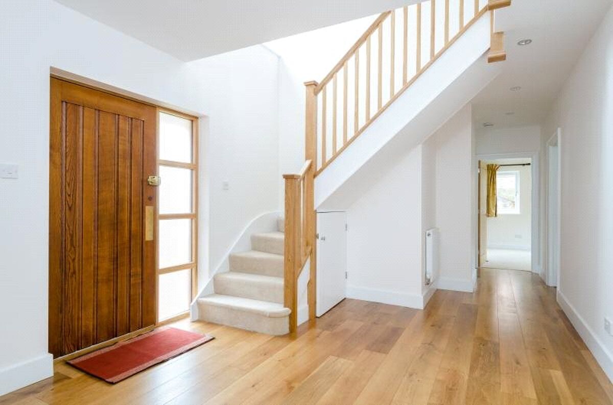 House For Sale In Hensleigh Drive St Leonards Exeter Devon EX2 house-for-sale-in-hensleigh-drive-st-leonards-exeter-devon-ex2