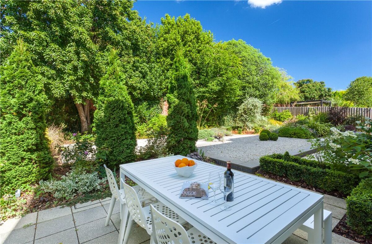 house for sale in The Lyndons, Lyndhurst Road, Exeter, Devon, EX2