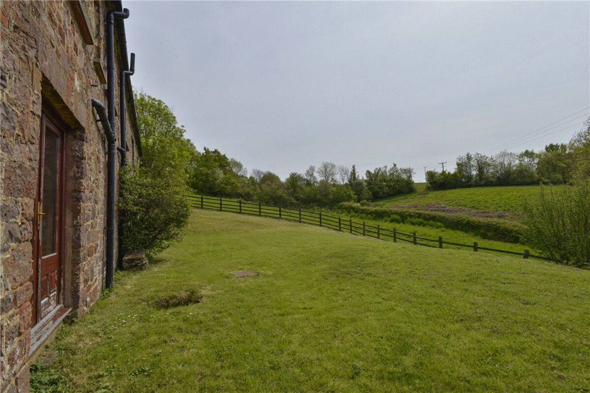 house for sale in Crediton Hamlet, Crediton, Devon, EX17 EXE160083