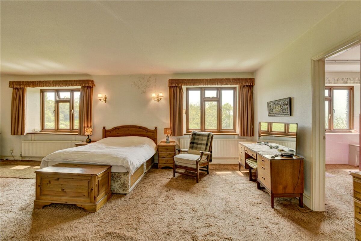 house for sale in Crediton Hamlet, Crediton, Devon, EX17 EXE160083