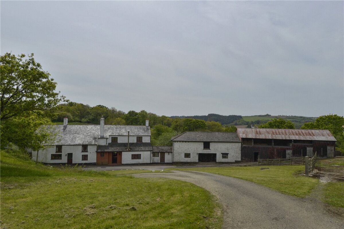 house for sale in Crediton Hamlet, Crediton, Devon, EX17 EXE160083