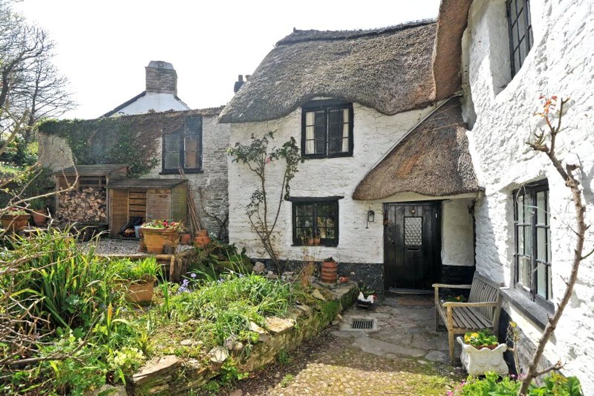 house for sale in Cumberland Cottages, Ringmore, Kingsbridge, Devon