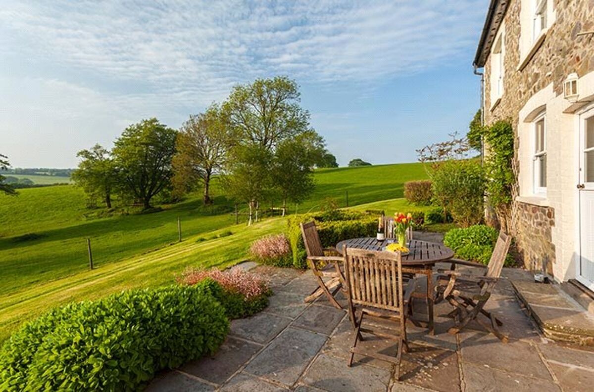 house for sale in Stoodleigh, Tiverton, Devon, EX16 EXE160150