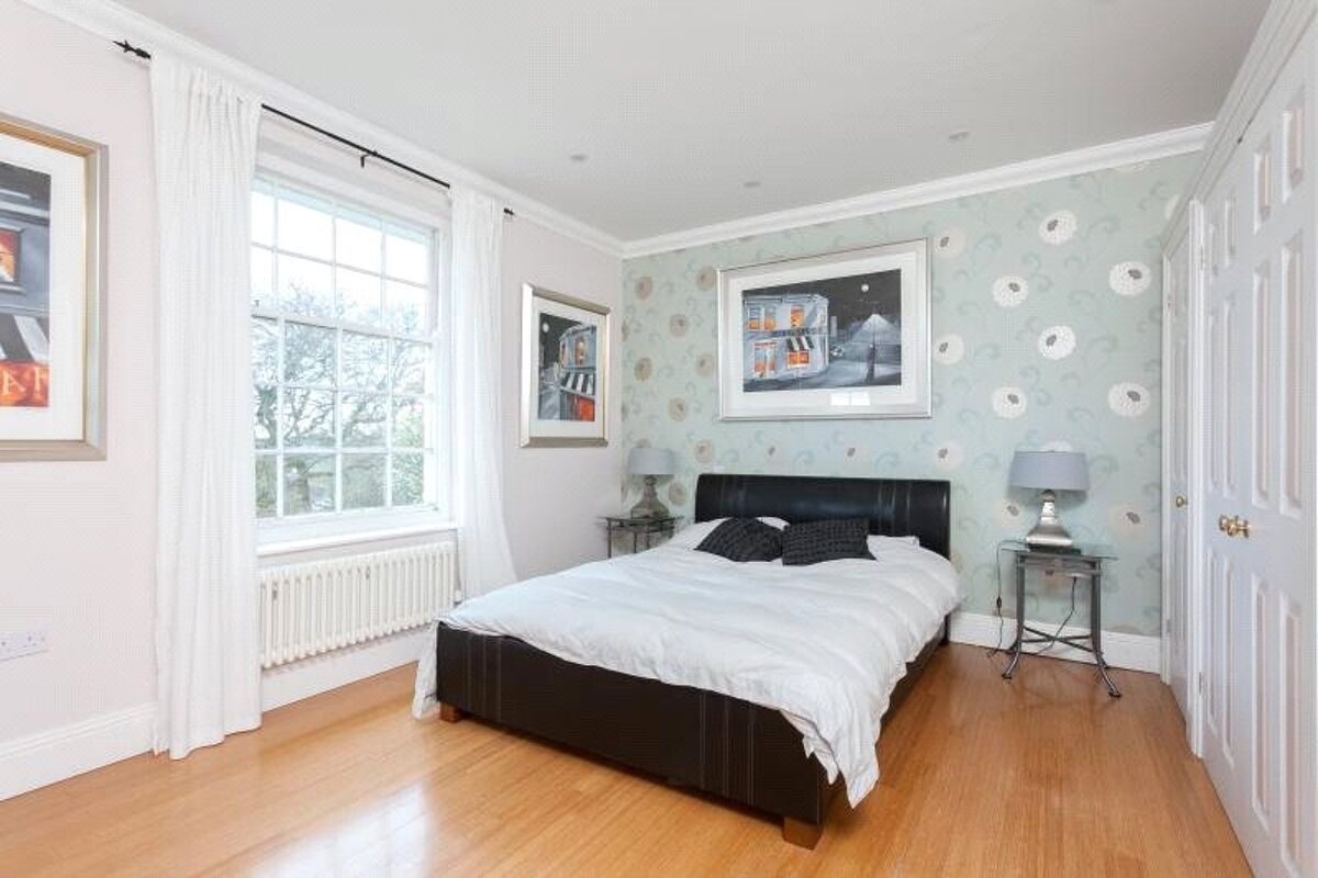 house for sale in Stoke Hill, Exeter, Devon, EX4 EXE170003 Knight Frank