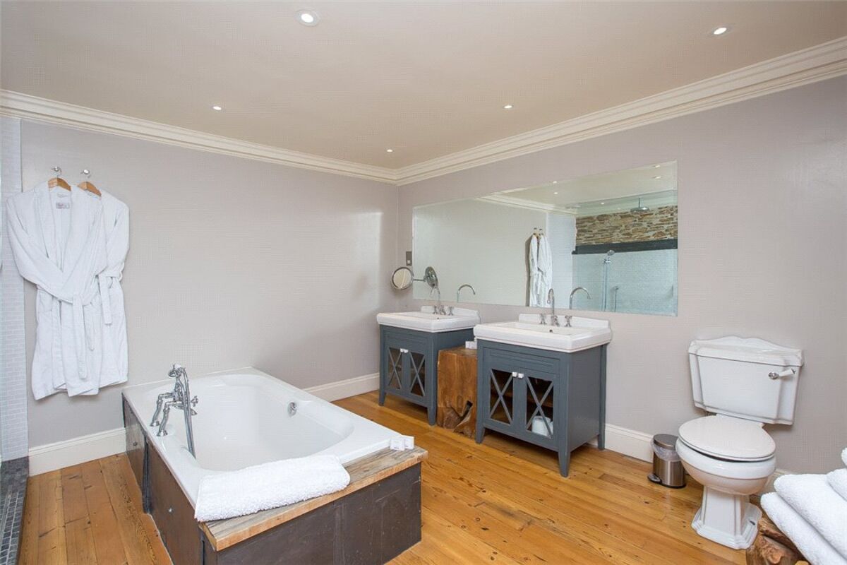 house for sale in Chillington, Kingsbridge, Devon, TQ7 EXE170083