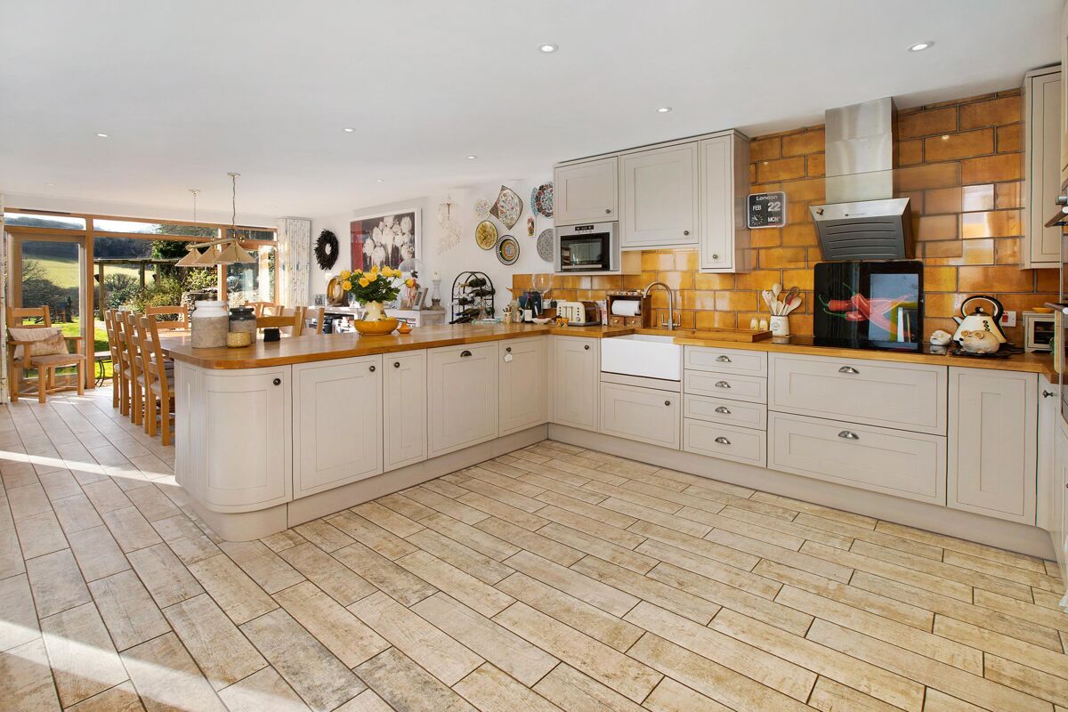 house for sale in Chillington, Kingsbridge, TQ7 EXE170113 Knight Frank