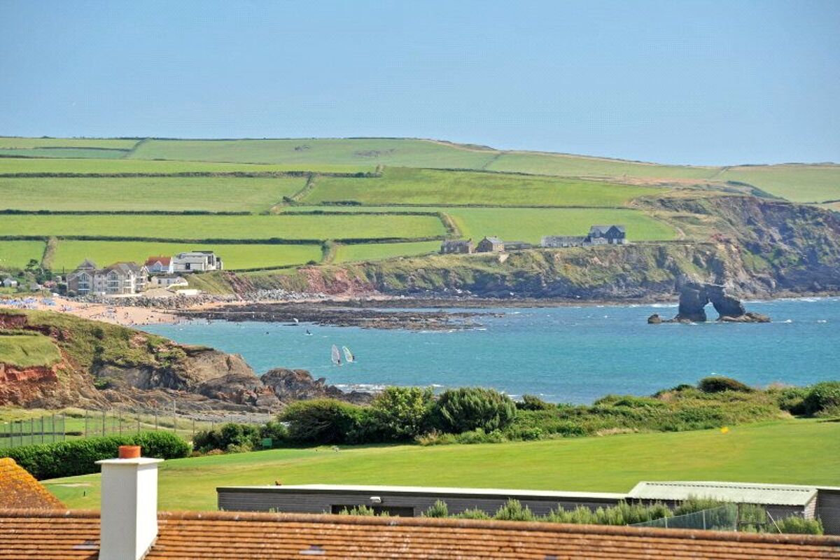 house for sale in Warren Road, Thurlestone, Kingsbridge, TQ7