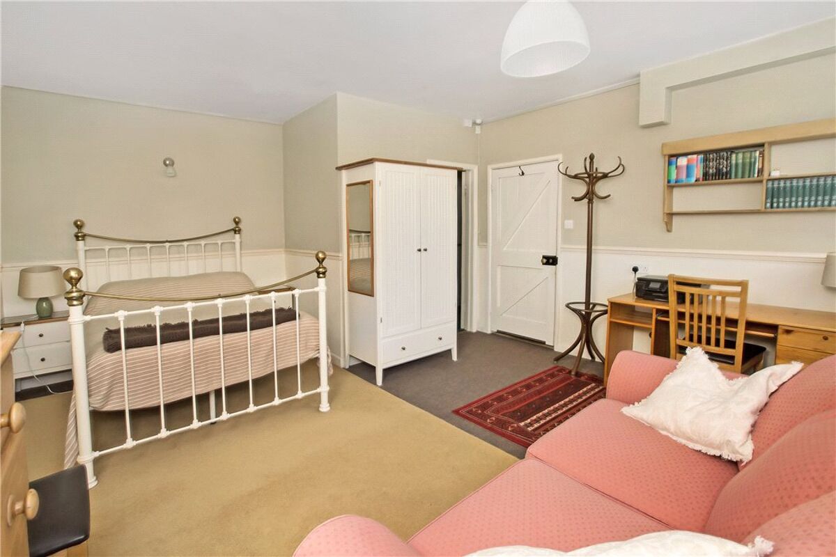 house for sale in Streatham Rise, Exeter, EX4 EXE170327 Knight Frank