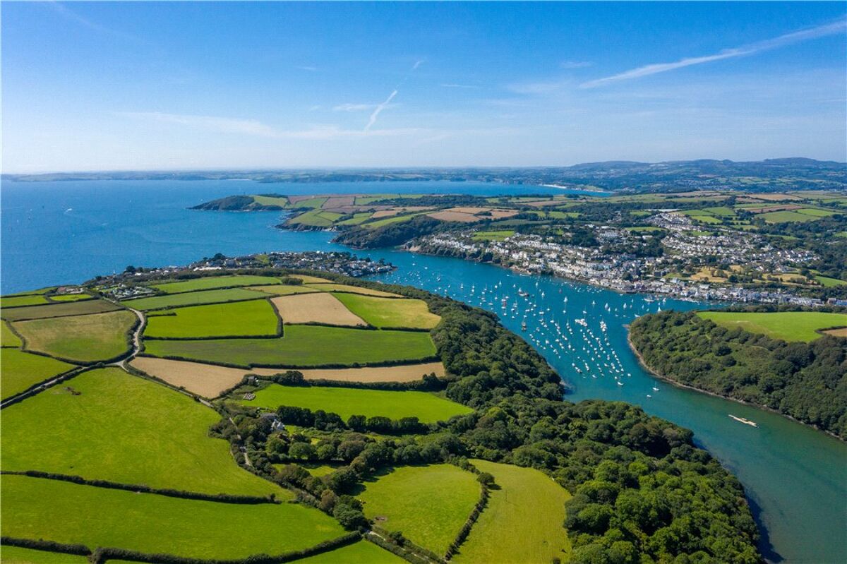 house for sale in Pont Pill, LanteglosByFowey, Polruan, PL23