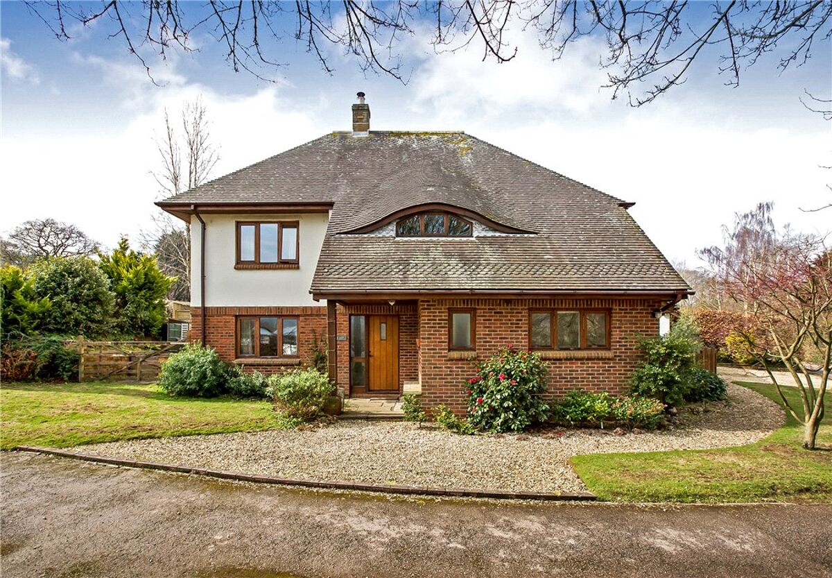 house for sale in Venn Ottery, Ottery St. Mary, Devon, EX11 EXE180083