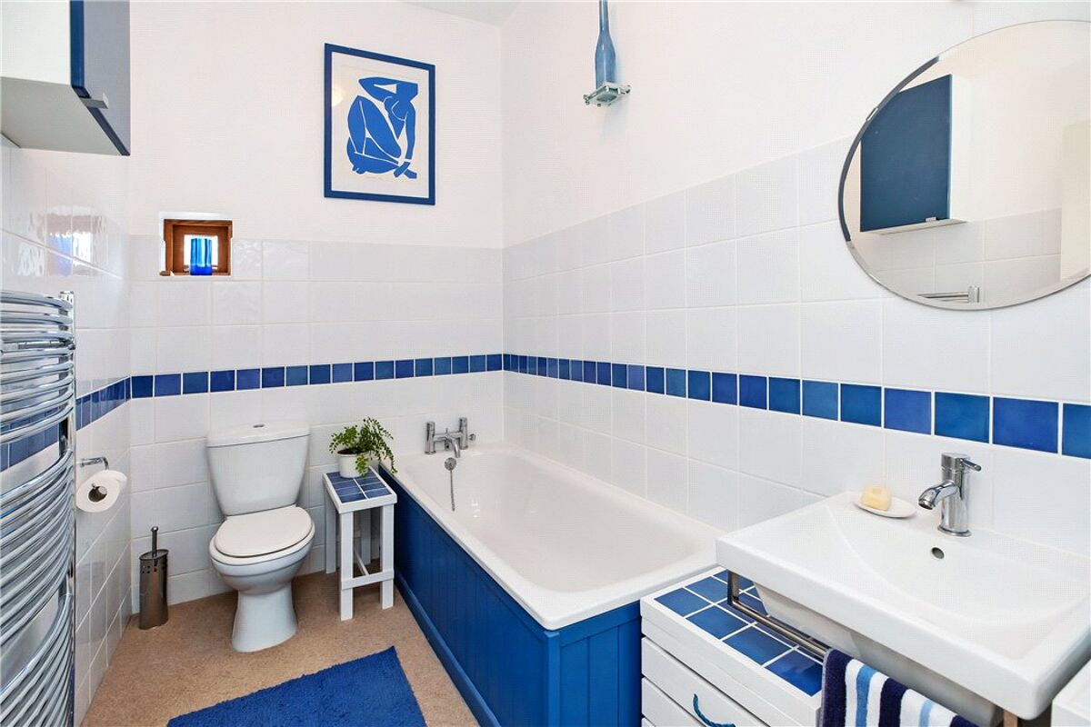 house for sale in Wonford Road, Exeter, Devon, EX2 EXE180226 Knight