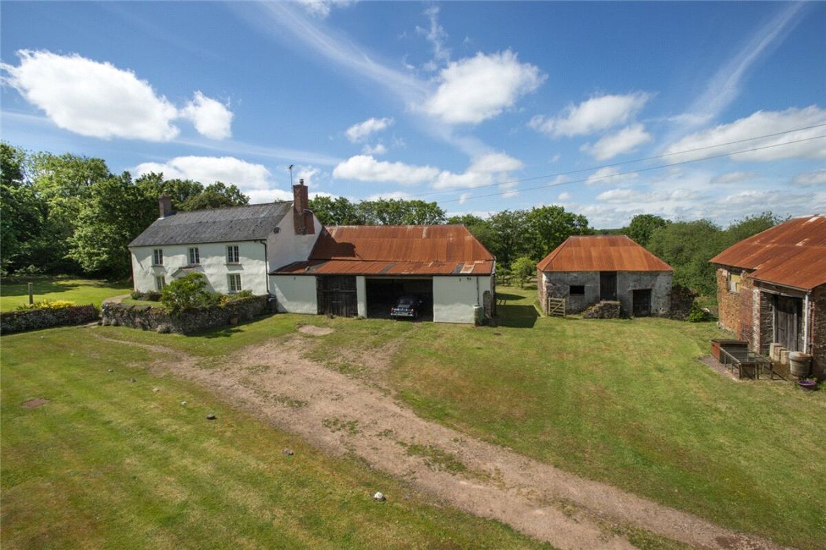 house for sale in East Worlington, Crediton, Devon, EX17 EXE180259