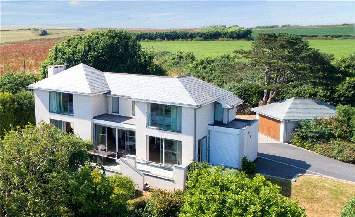 house for sale in Thurlestone, Kingsbridge, TQ7 EXE180315 Knight Frank