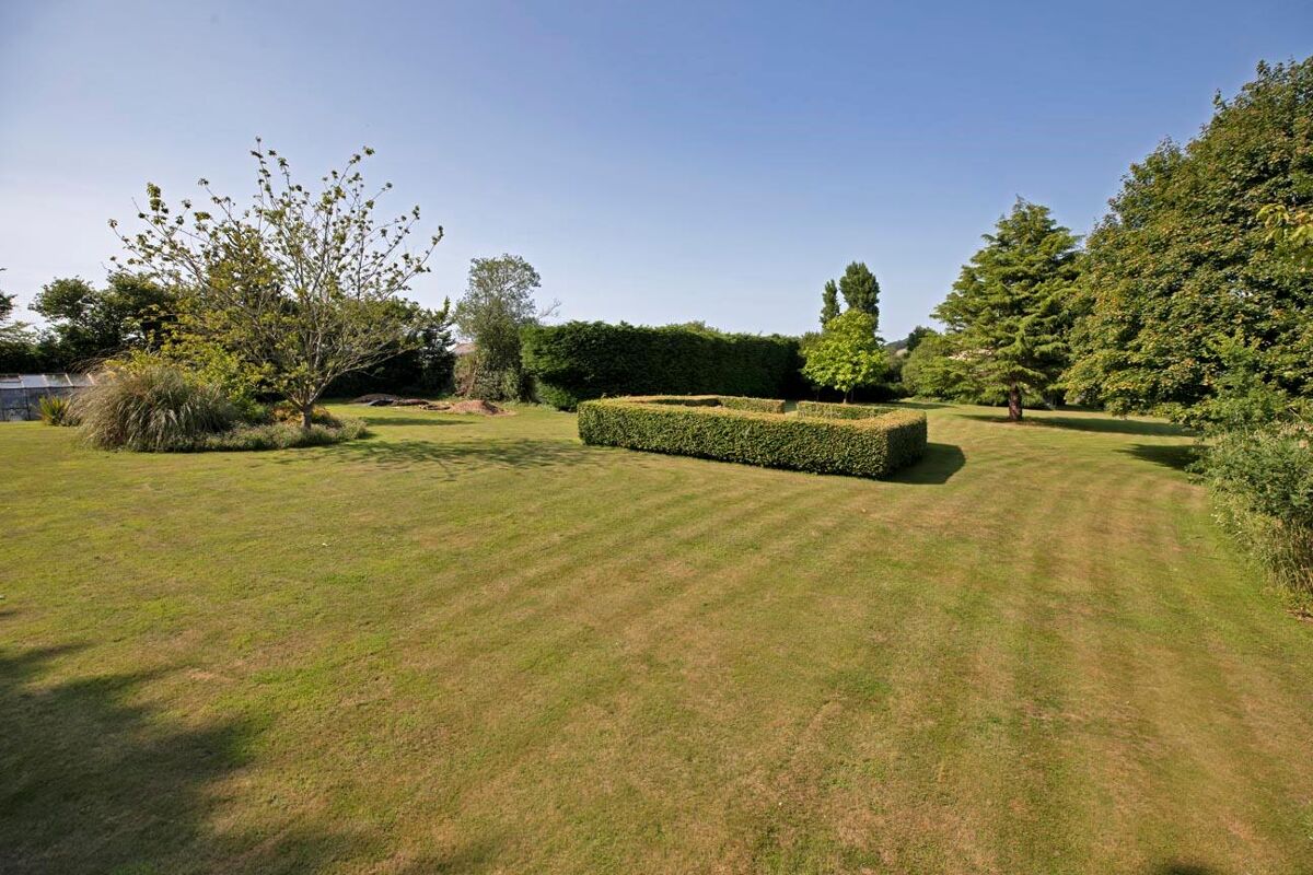 house for sale in Kenn, Exeter, Devon, EX6 EXE180341 Knight Frank