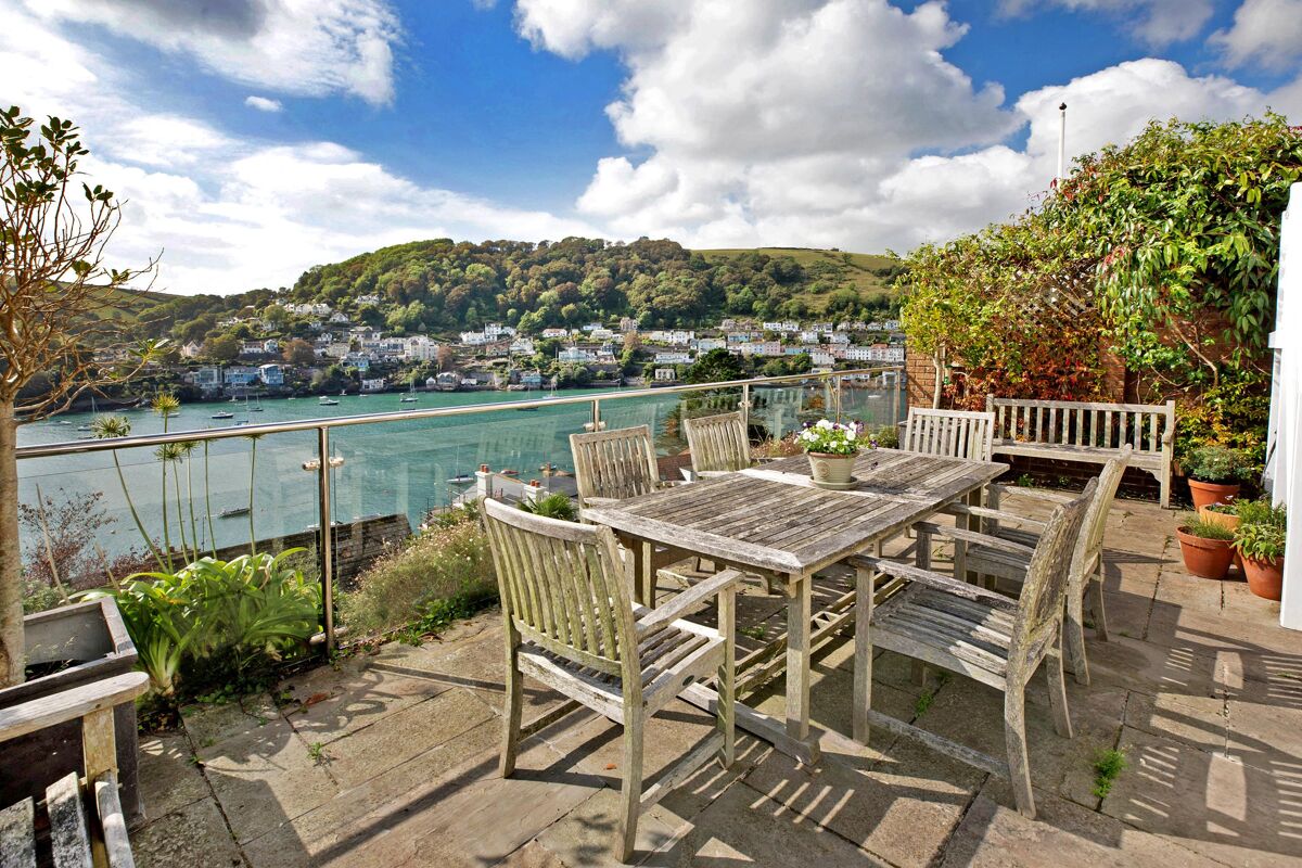house for sale in Kingswear, Dartmouth, TQ6 EXE180366 Knight Frank