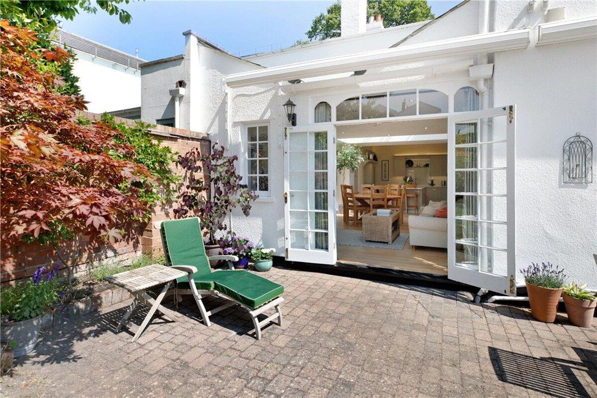 Onroerend goed te koop Lyndhurst Road, Exeter, Devon, EX2 Knight Frank