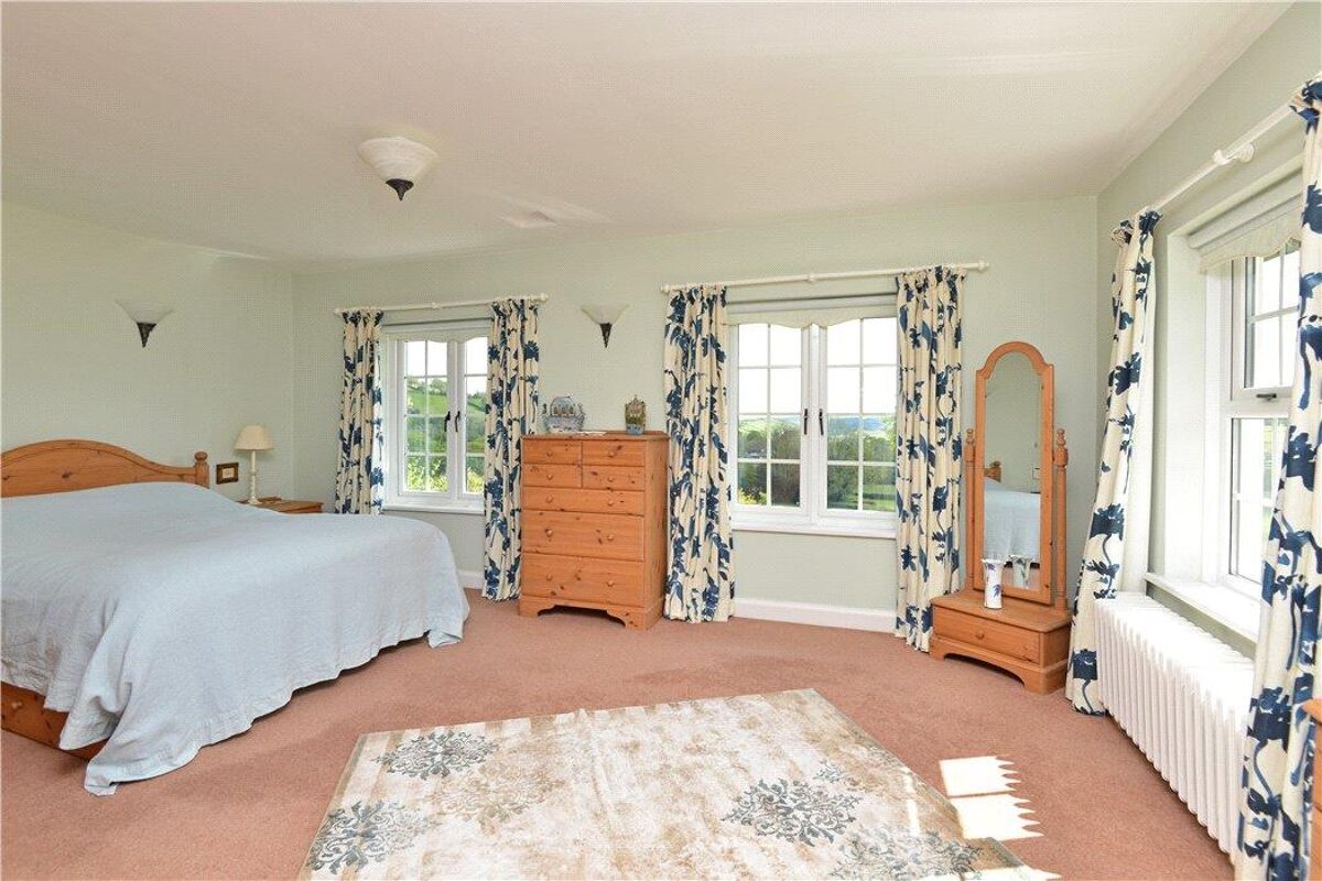 house for sale in Hele Cross, Ashburton, Newton Abbot, Devon, TQ13