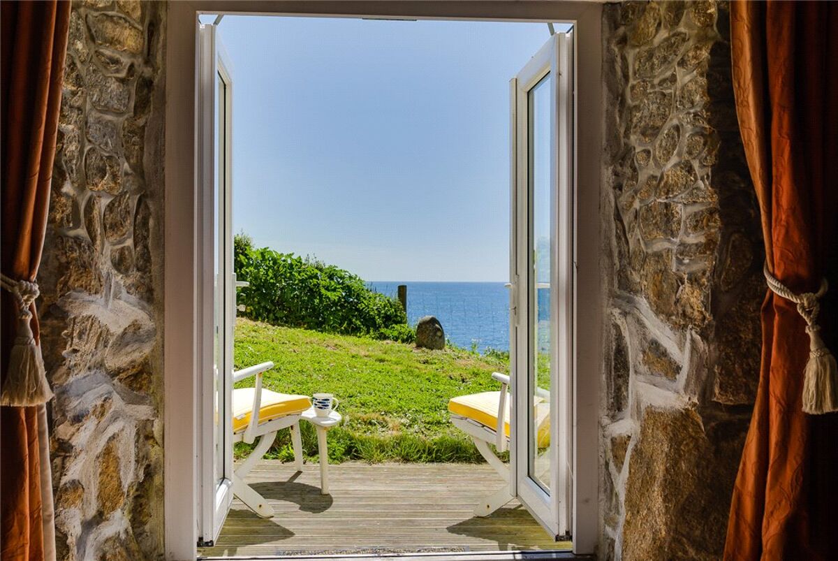 house for sale in Lamorna Cove, Penzance, Cornwall, TR19 EXE190066