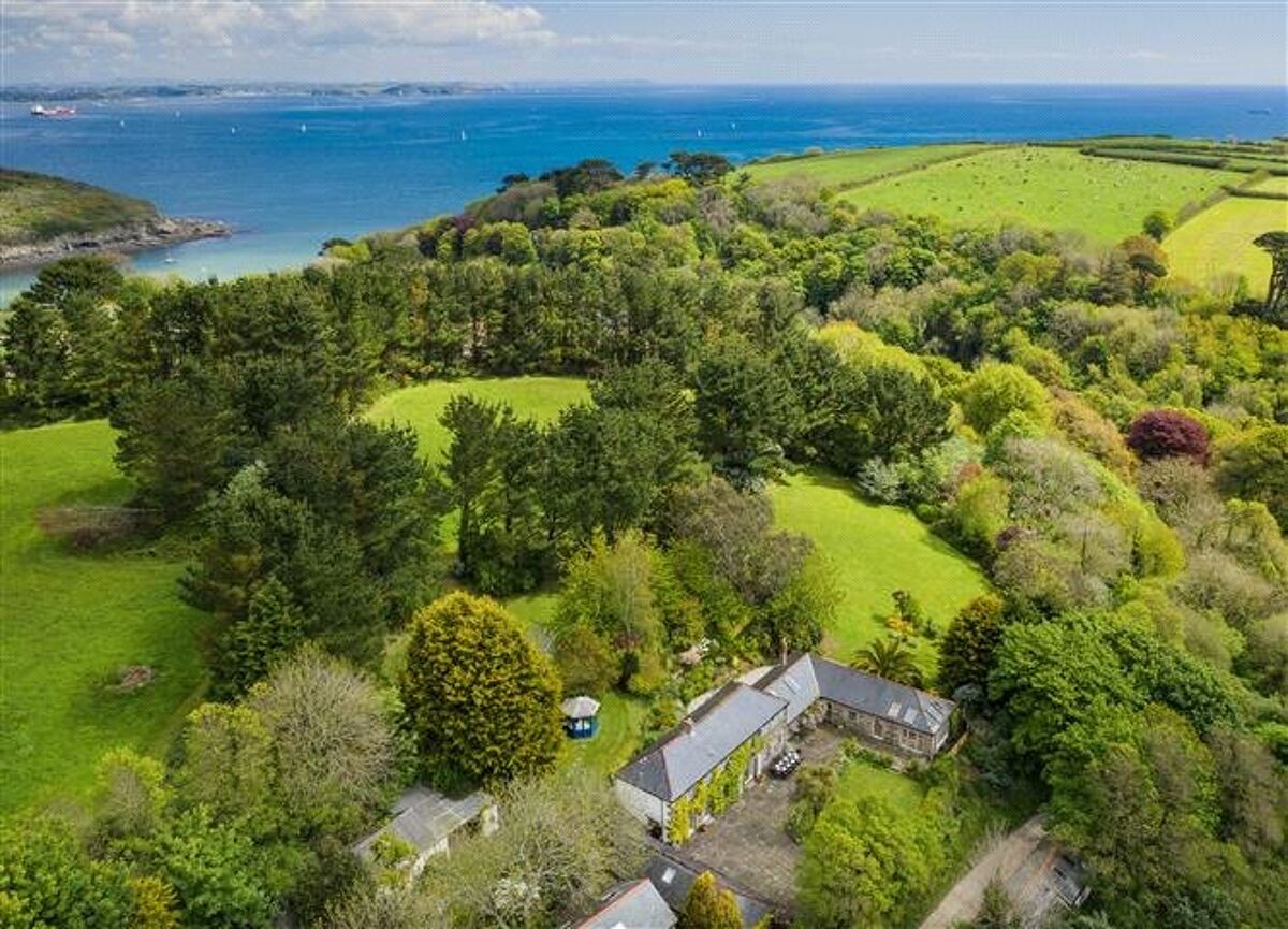 house for sale in Gillan Cove, Manaccan, Helston, Cornwall, TR12