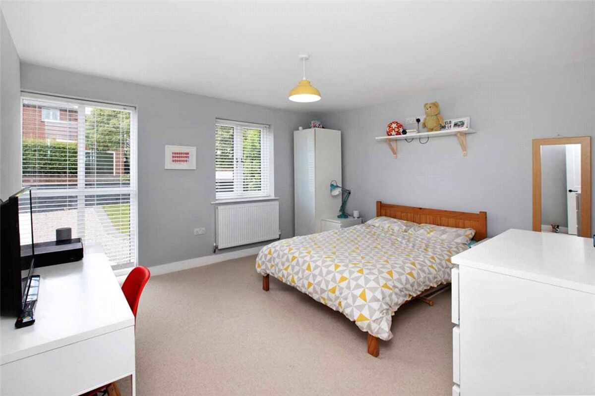 house for sale in Iona Avenue, Exmouth, Devon, EX8 EXE190198 Knight