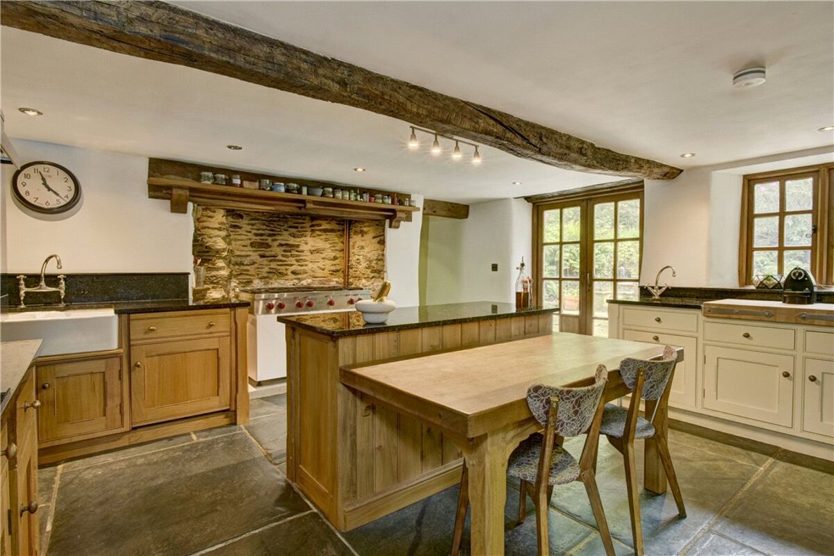 house for sale in Barnstaple, Devon, EX31 EXE190204