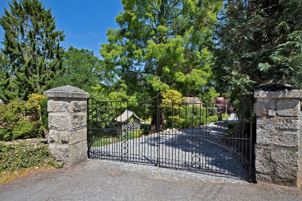 House for sale in Mount Tavy Road, Tavistock, PL19 EXE190331 Knight