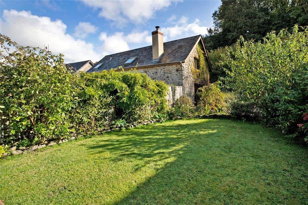 house for sale in South Zeal, Okehampton, Devon, EX20 EXE190406